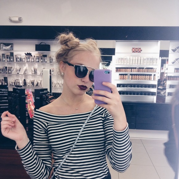 Meet your Posher, Michaela - Picture 2 of 5