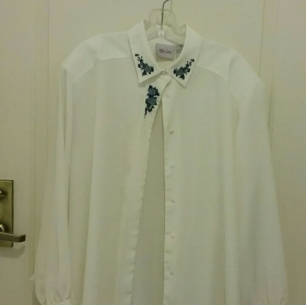 Women's blouse