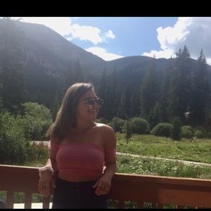 Meet your Posher, Sandy