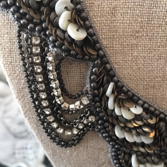 Retired rare Stella & Dot bib necklace - Picture 5 of 5