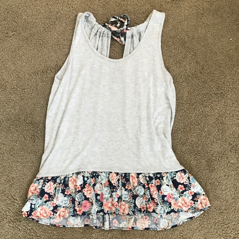 Boutique grey and floral tank top!