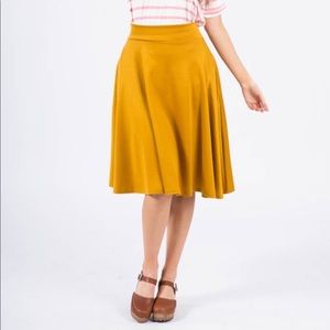 XXL Mustard Yellow Agnes and Dora Midi Skirt