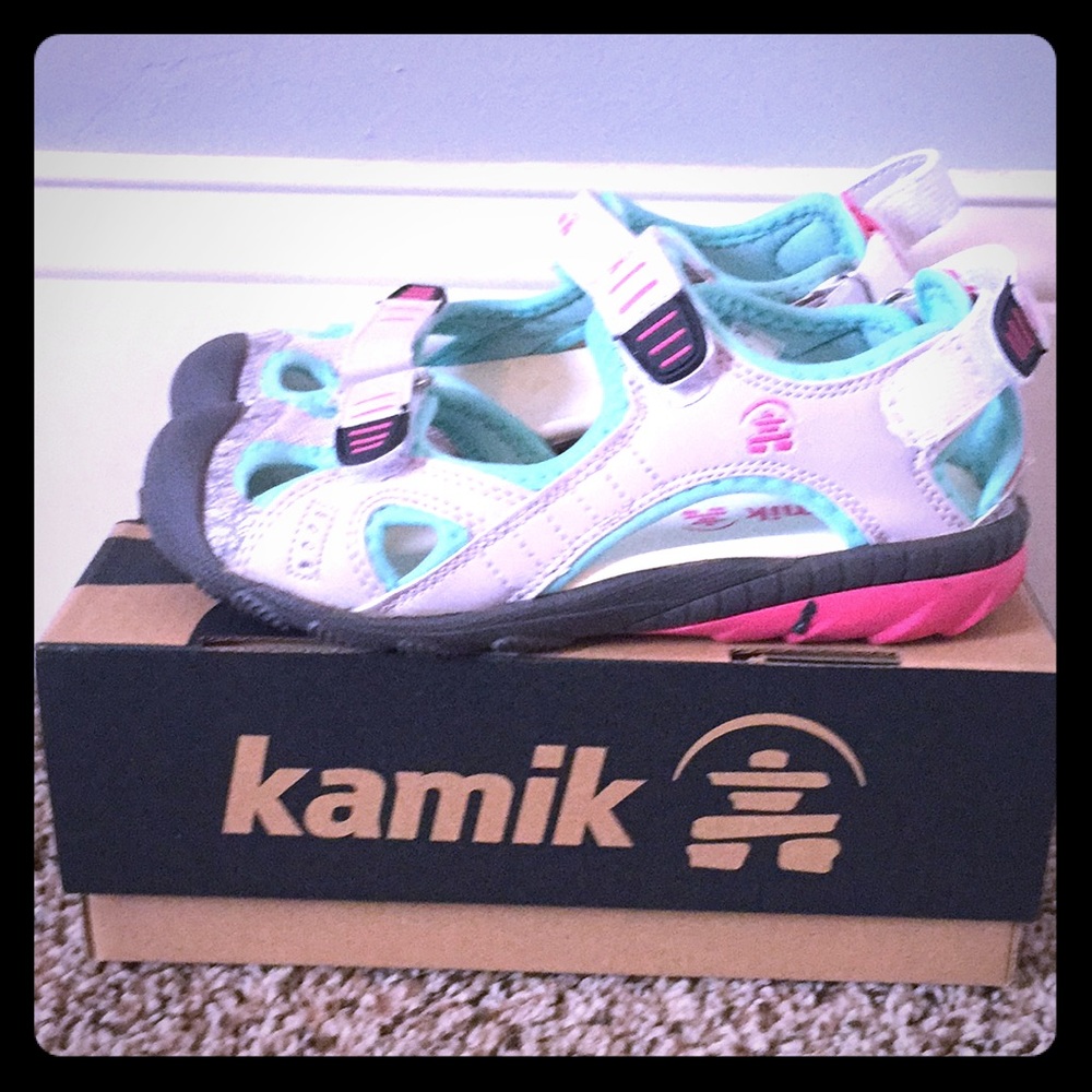 Kid sandals