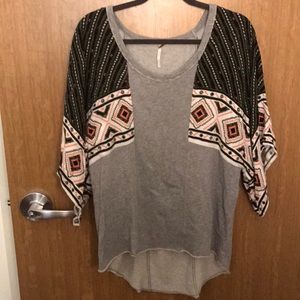 Long- short sleeve decretive sweatshirt