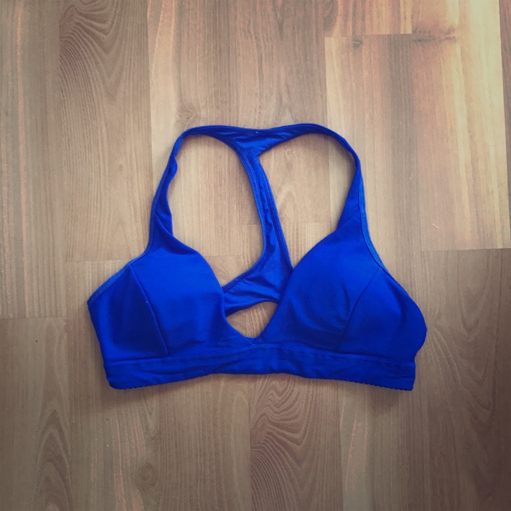 Lululemon bra