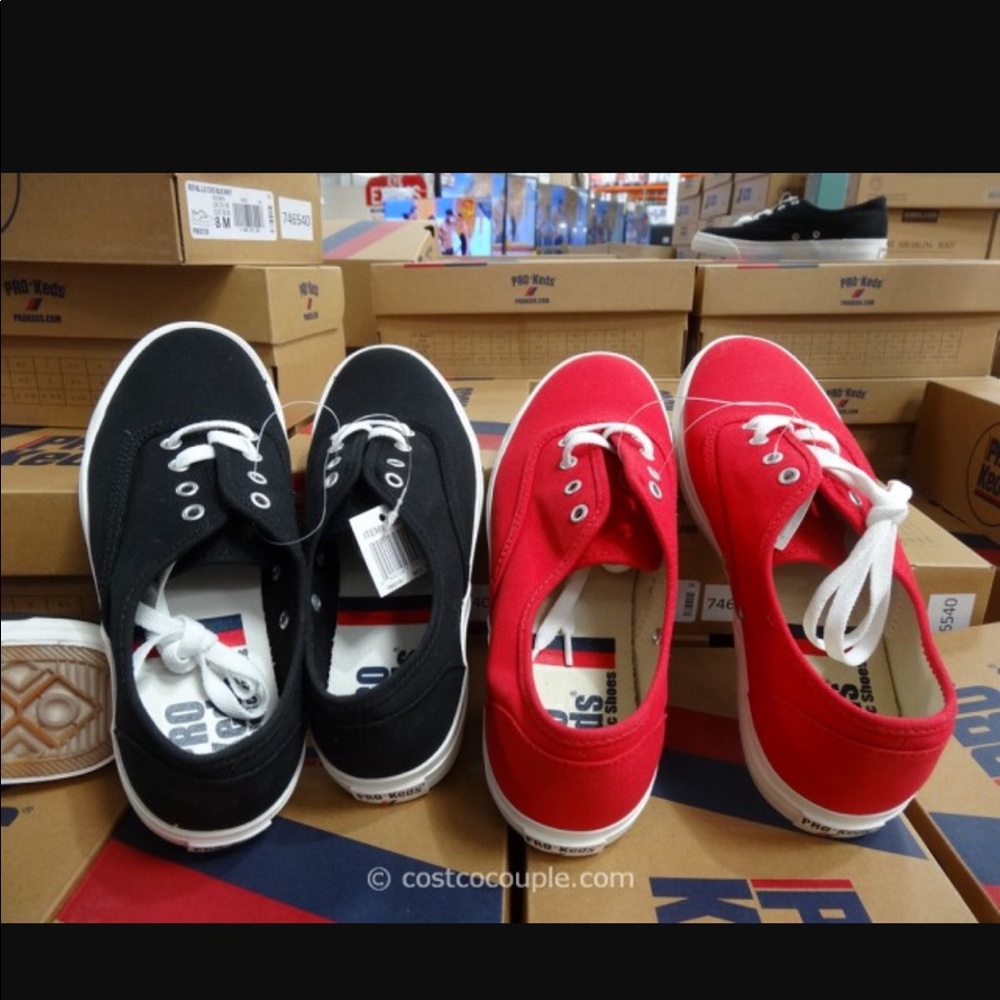 Pro Keds!!! Gently worn in both black and red