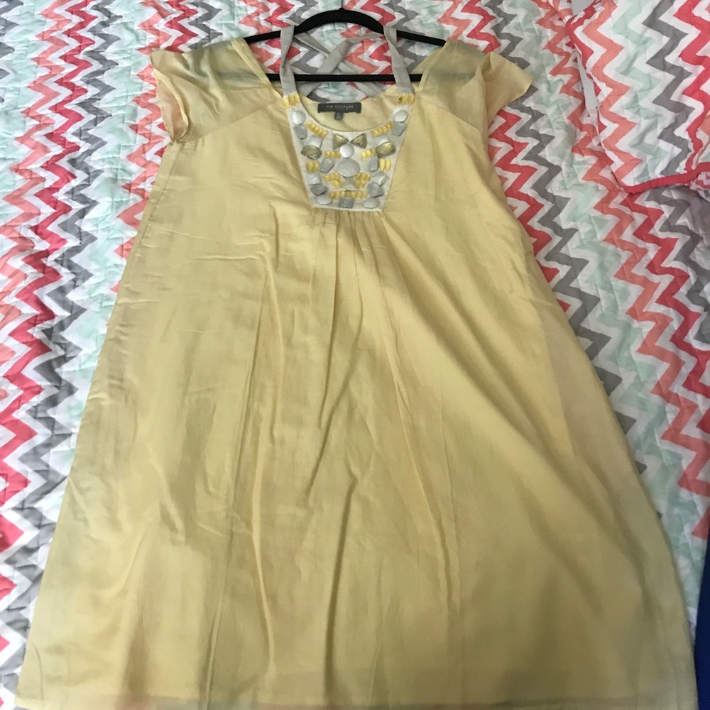 Gray and yellow shift dress