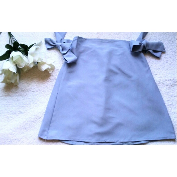 New off the shoulder top - Picture 2 of 4