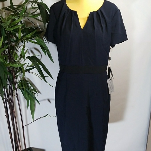 Adrianna Papell Dresses & Skirts - Adrianna  Papell Navy Dress
