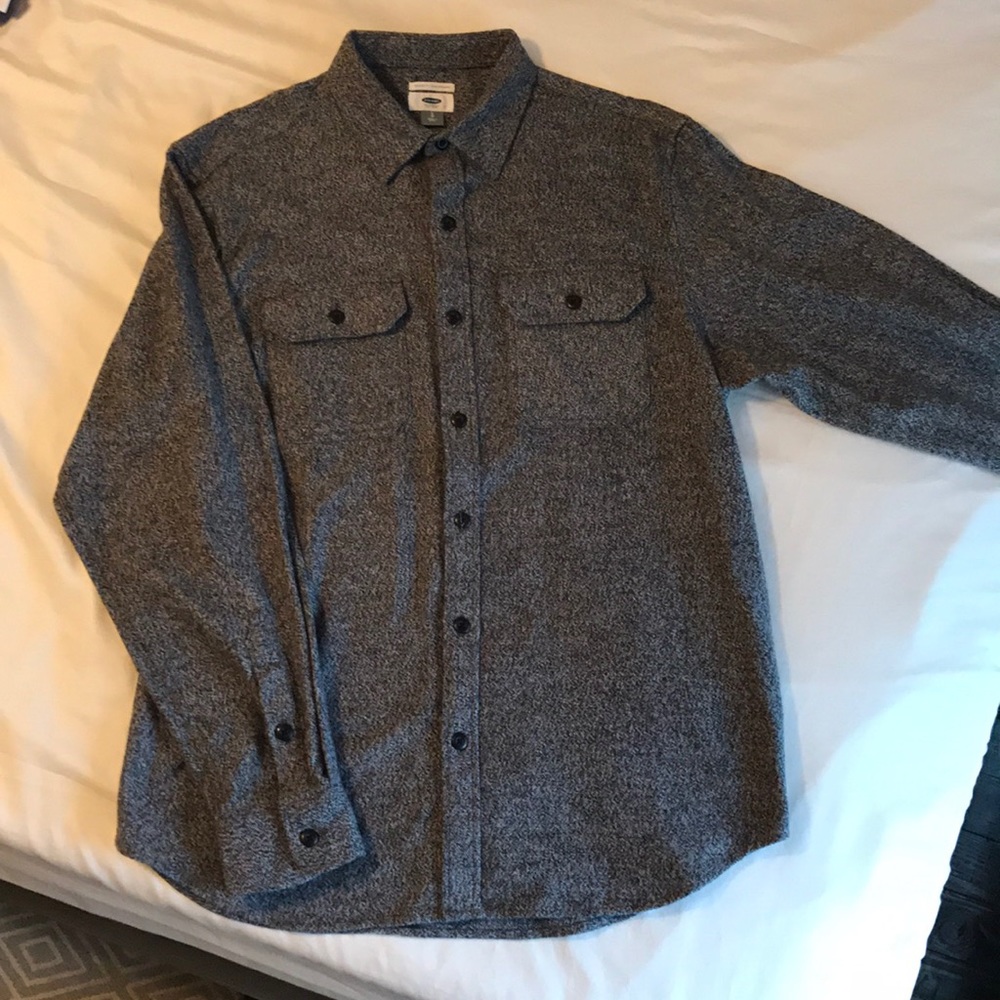 Old Navy cotton button down shirt. Men's Large.