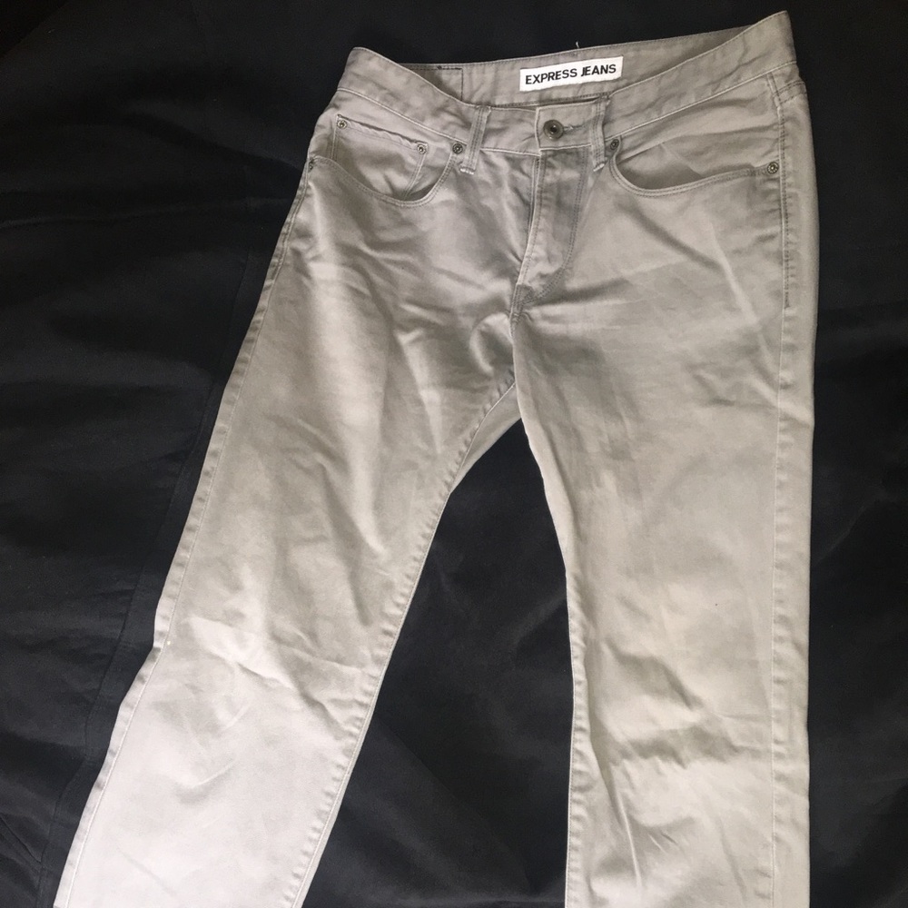 ✨ EXPRESS JEANS - 30x32 - Great Condition! ✨
