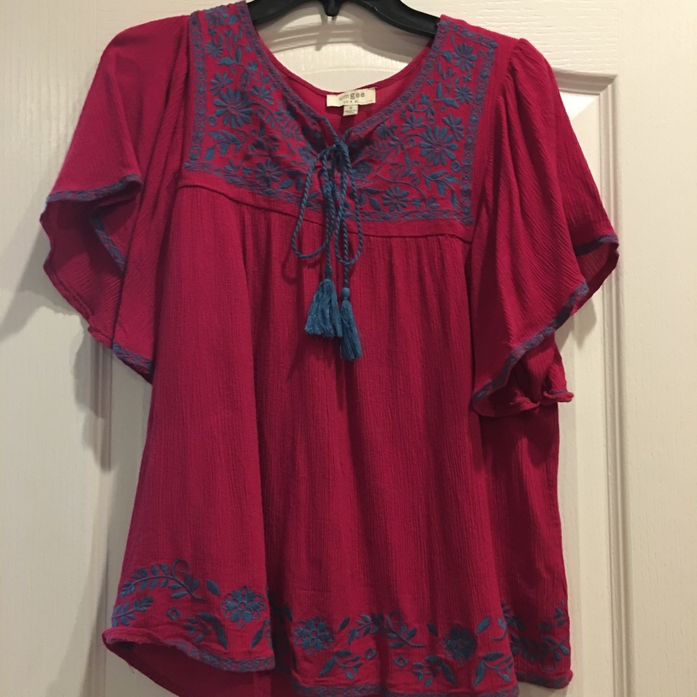 EUC Umgee embroidered top