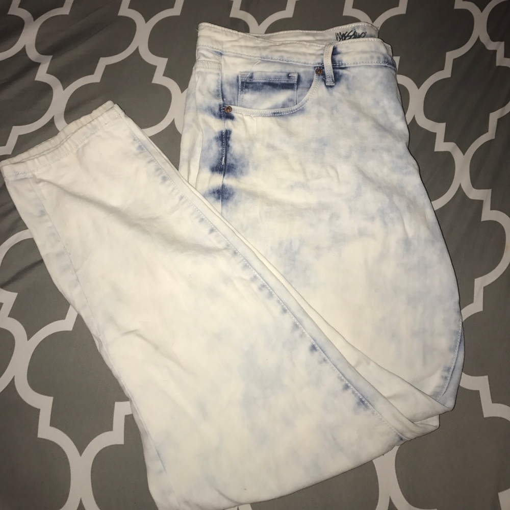 Tie-dye skinny jeans