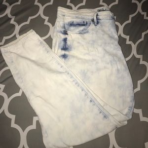 Tie-dye skinny jeans