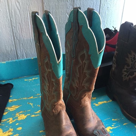 Ariat women's western square toe boots - Picture 2 of 3