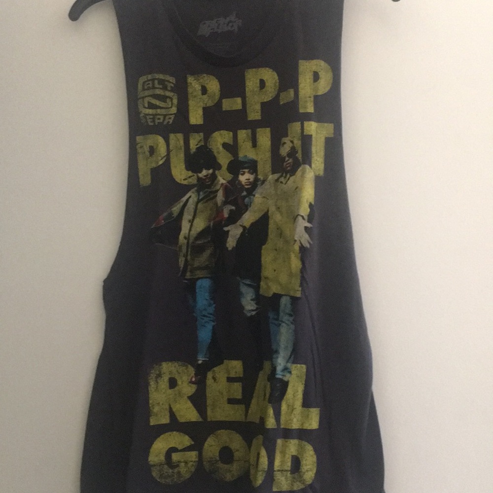NWOT salt n peps graphic muscle tee!