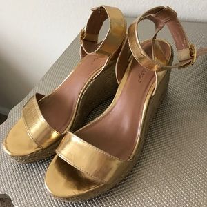 Lilly for Target gold wedge sandals