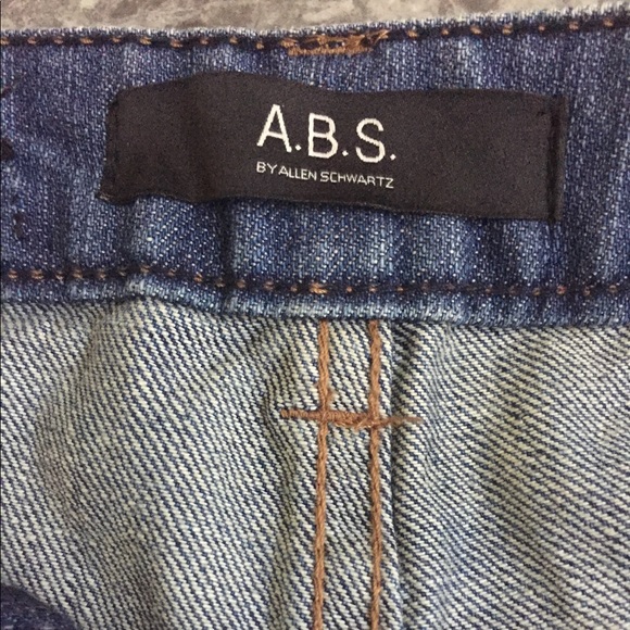 ❌SOLD ON MERCARI❌ ABS by Allen Schwartz Shorts - Picture 3 of 4