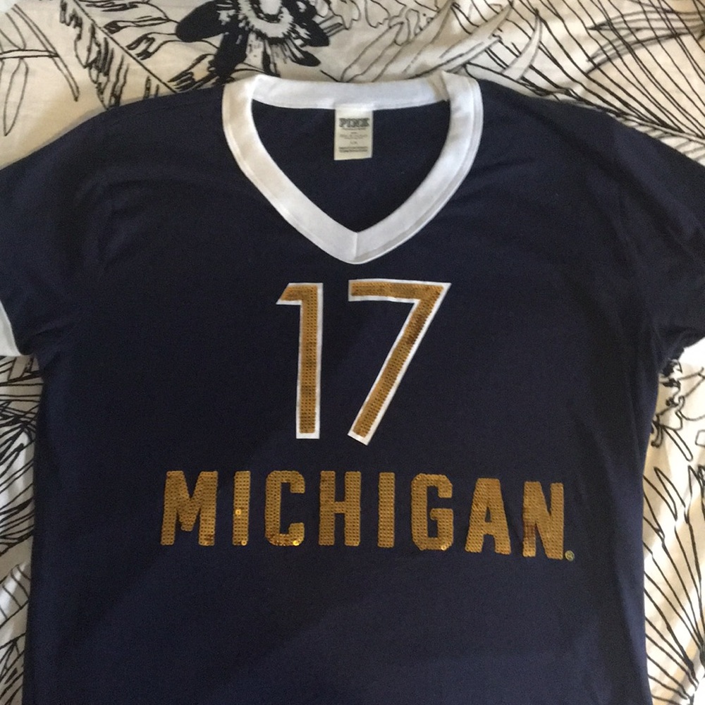 U MICHIGAN PINK exclusive t shirt!
