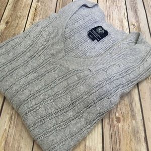 American Eagle V-neck Sweater