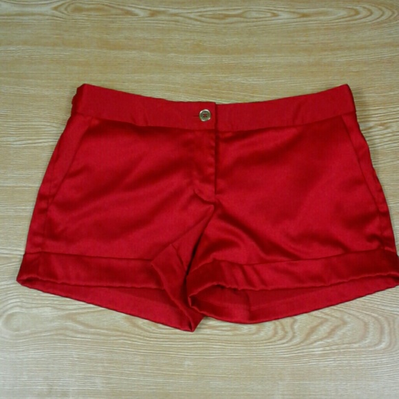 NWOT 2 Express Design Studio satin shorts. Size 4 - Picture 2 of 8