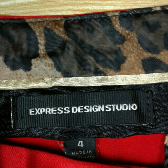 NWOT 2 Express Design Studio satin shorts. Size 4 - Picture 3 of 8