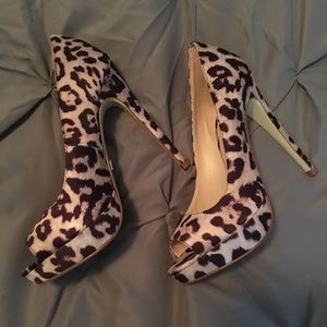 Victoria Secret Peep Toe Heels