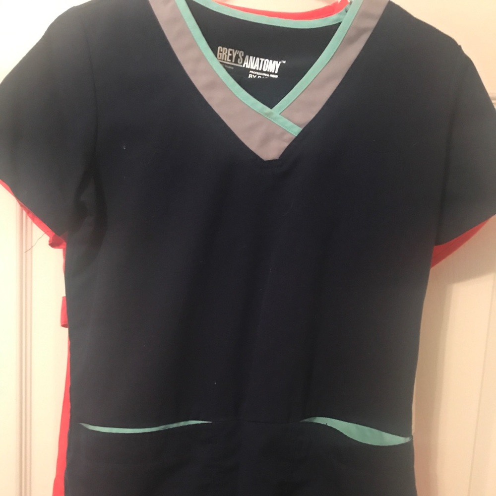 Greys anatomy scrubs