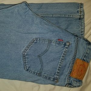 Men's levis jeans