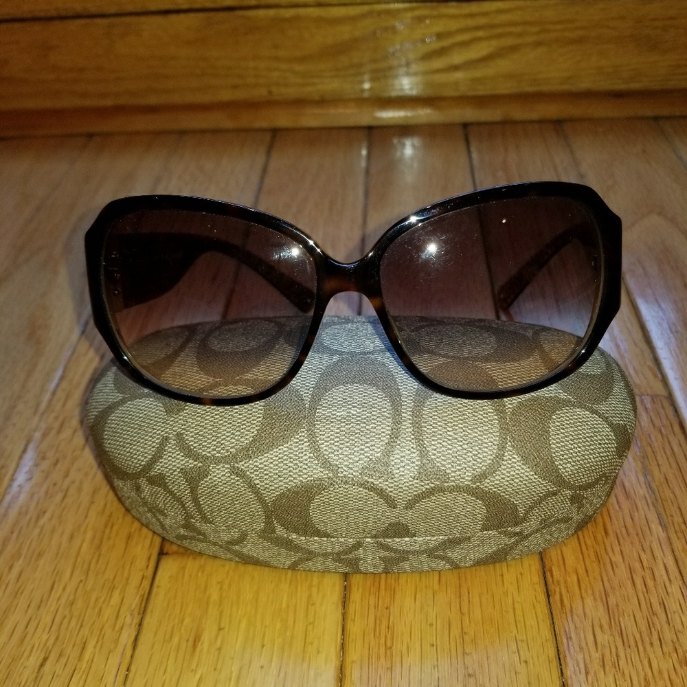 Coach brown tortoise sunglasses with case