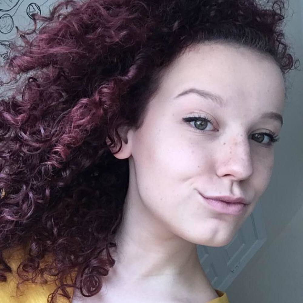 Meet your Posher, Cece