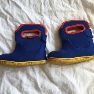 Toddler Boy Bogs rain boots