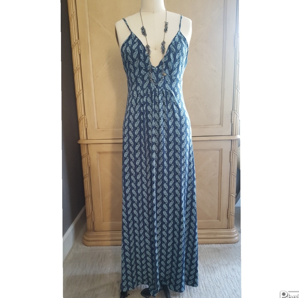 BCBG MAXI DRESS