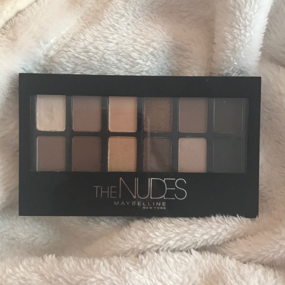 Maybelline The Nudes Palette