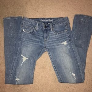 American Eagle skinny Jeans. Holes with shimmer.