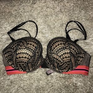 VICTORIA'S SECRET BRA PUSHUP  •32C•