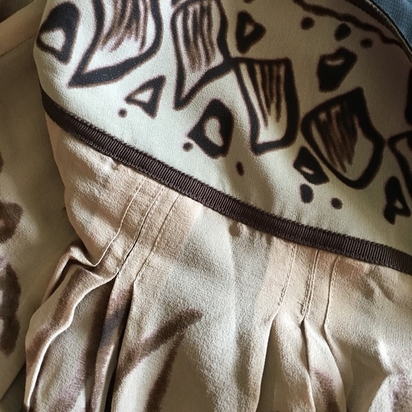 The Limited lightweight skirt- new without tags - Picture 5 of 7