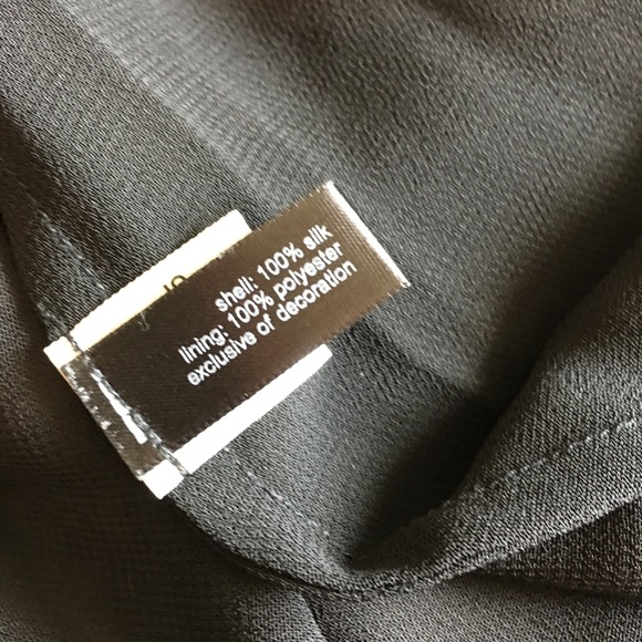 The Limited lightweight skirt- new without tags - Picture 7 of 7