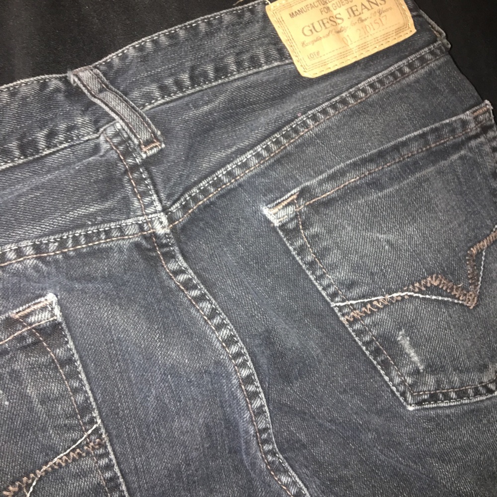 ✨ GUESS JEANS - 31x32 - BRAND NEW / NEVER WORN! ✨
