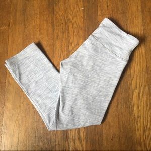 ✨SOLD✨Lululemon Wunder Under Crop