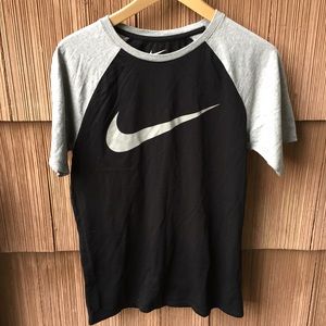 Nike Tee