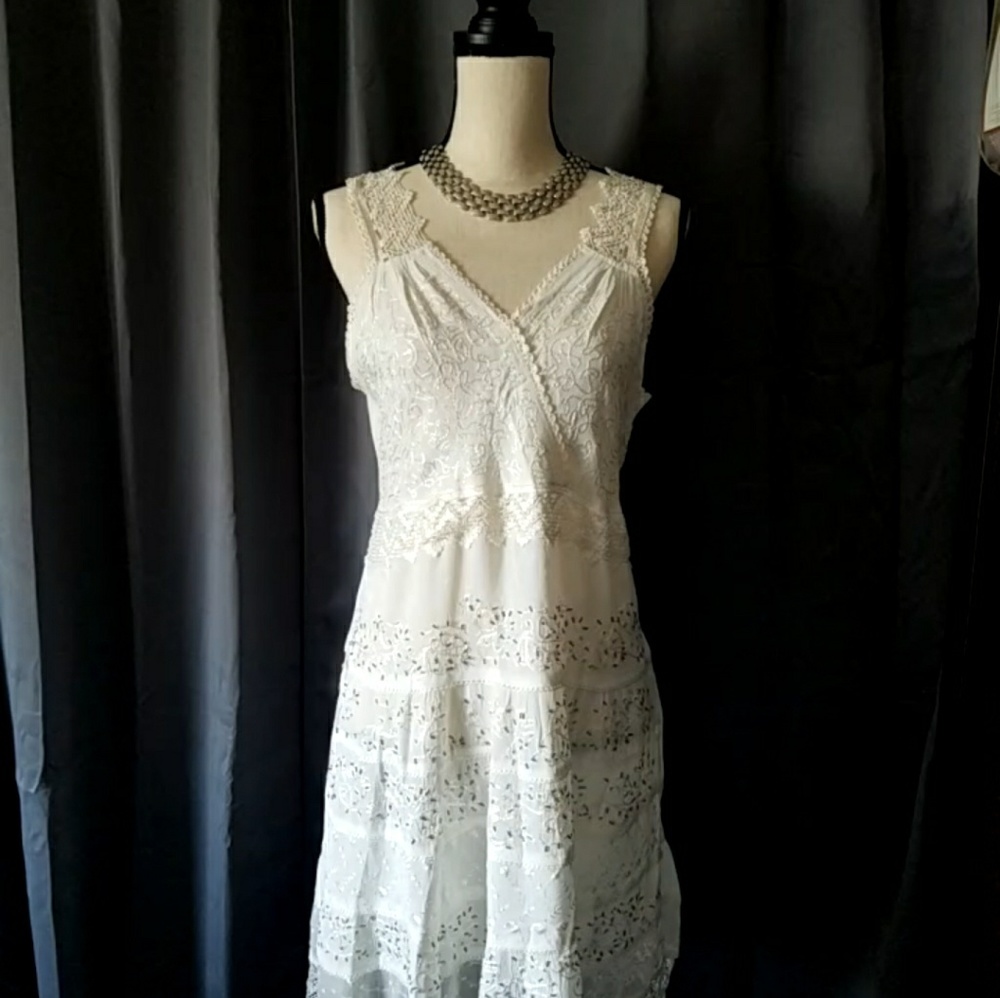 V-neck embellished beaded sleeveless dress Sz S
