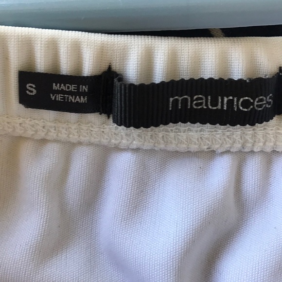 Adorable Maurice's dress - Picture 3 of 3