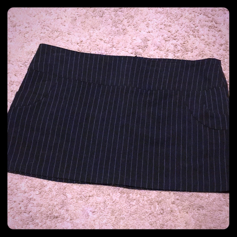 Wet seal pinstripe mini
