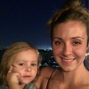 Meet your Posher, Elyse