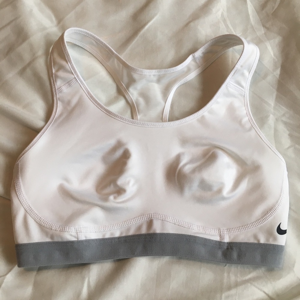 White Nike Dry Fit Sports Bra Size small