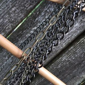 Multiple chain necklace