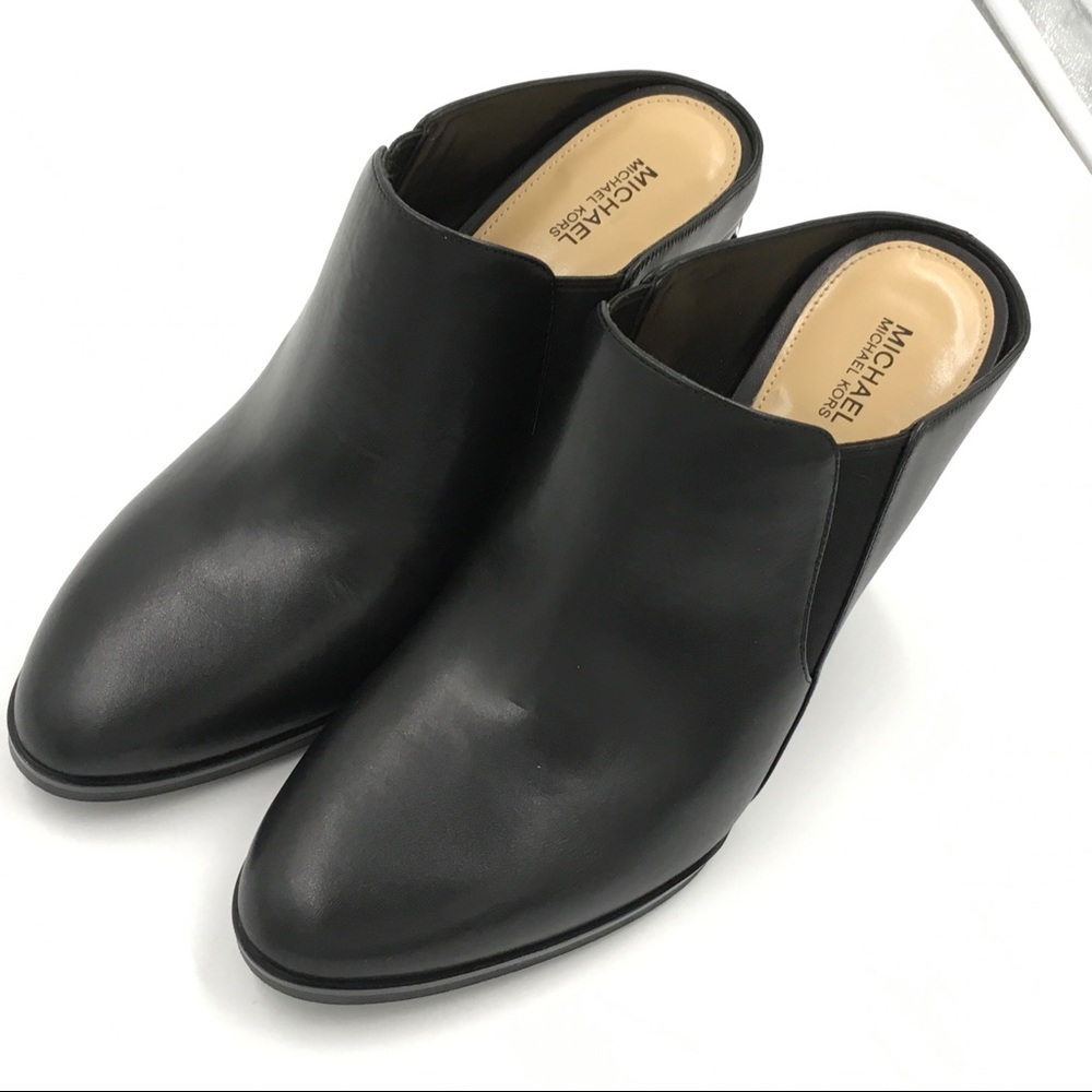 Michael Kors Braden closed toe mule