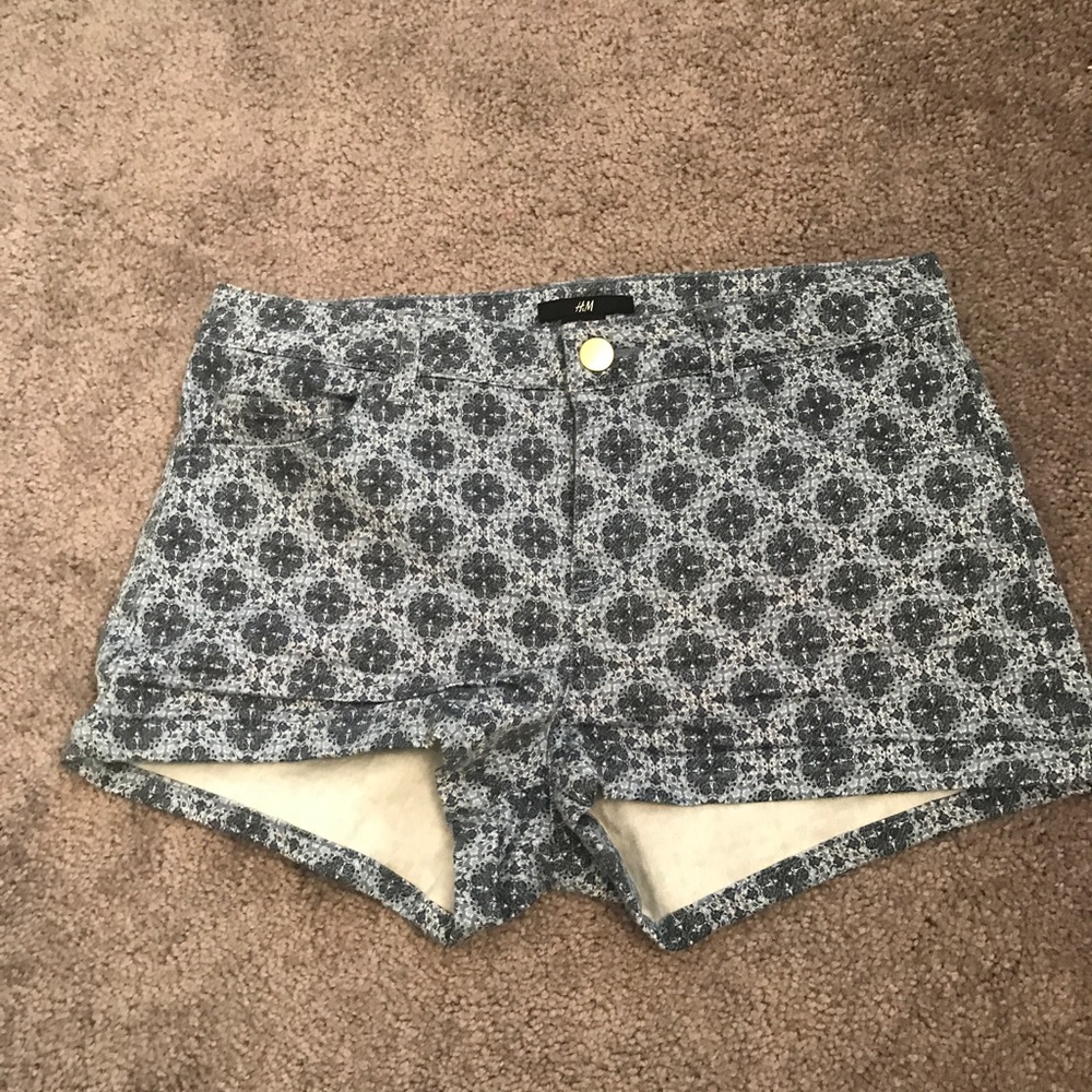 H&M Patterned Shorts