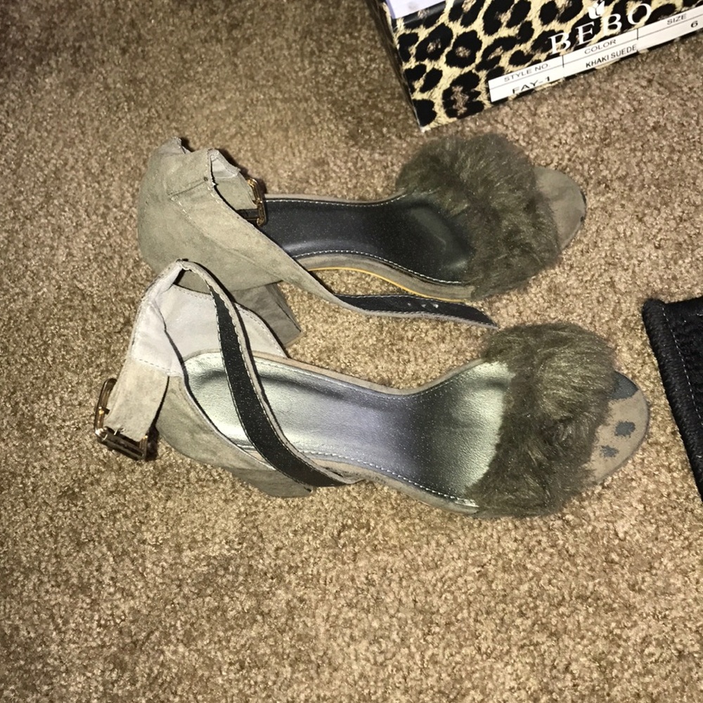 Fur heels